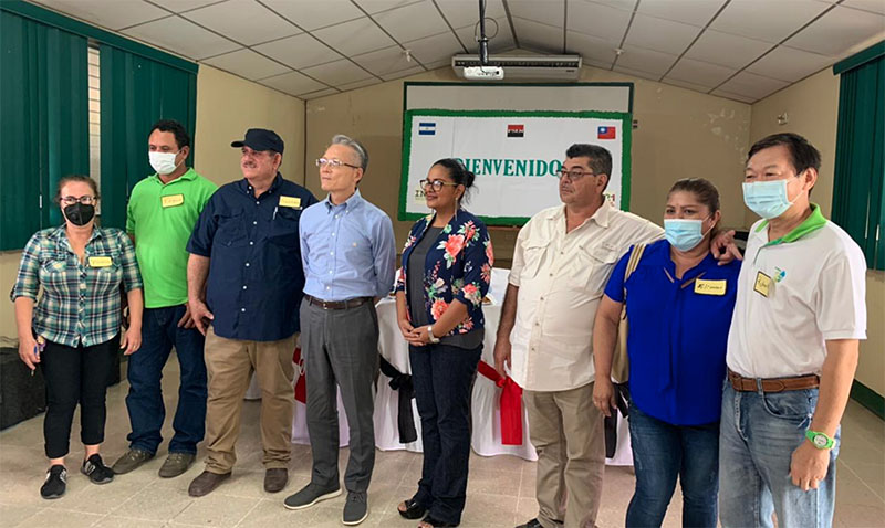 inauguracion-granja-porcina-esteli